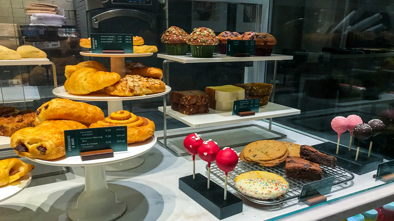 Starbucks bakery item display in glass case